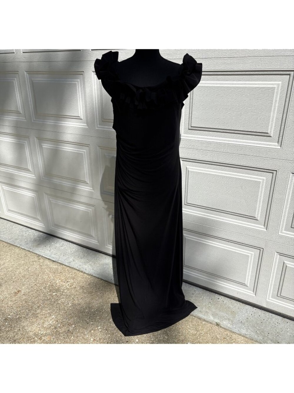 Xscape Black Off-Shoulder Ruffle Strapless Rouge Rear & Front Maxi Dress Size 16